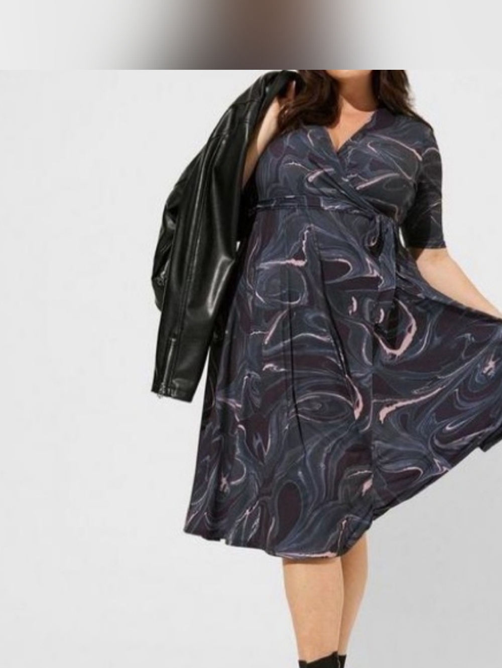 Torrid Swirl Print Wrap Midi Dress in Black Size 2